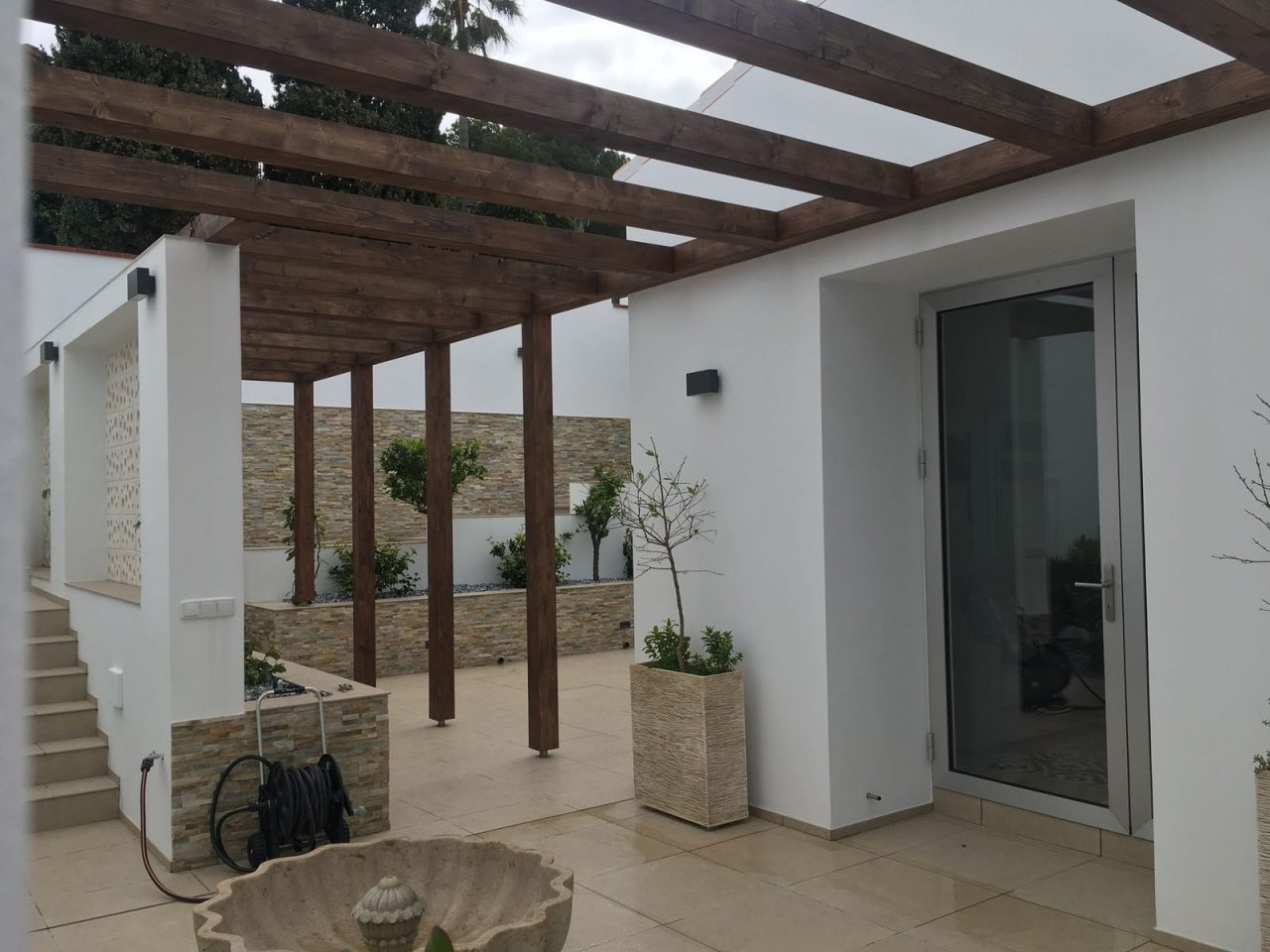 Detalle de obra y acabados en una vivienda